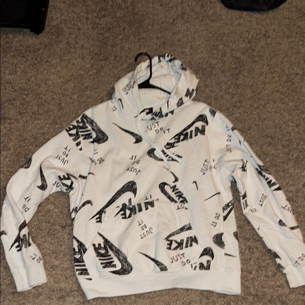 Nike White and Black Men's Sweater